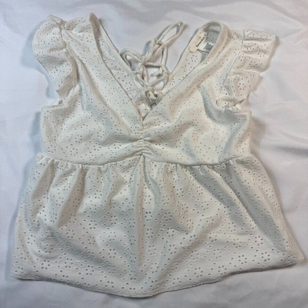 Urban Romantics White V Neck Short Sleeve Blouse Top Sz Small